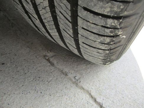 Used 2011 Chevrolet Cruze LS image 10