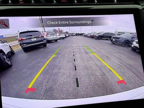 Used 2023 Jeep Grand Cherokee Limited w/ Black Appearance Package image 23