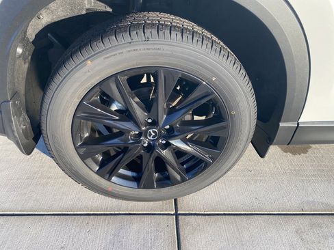 New 2025 MAZDA CX-5 Carbon Edition image 25