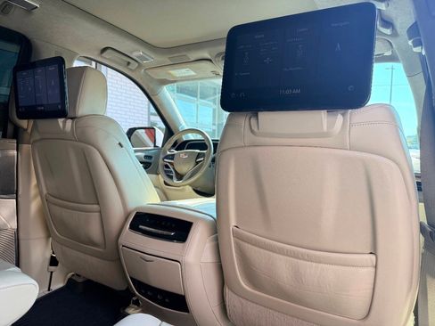 Used 2021 Cadillac Escalade Premium Luxury Platinum AWD/4WD image 42