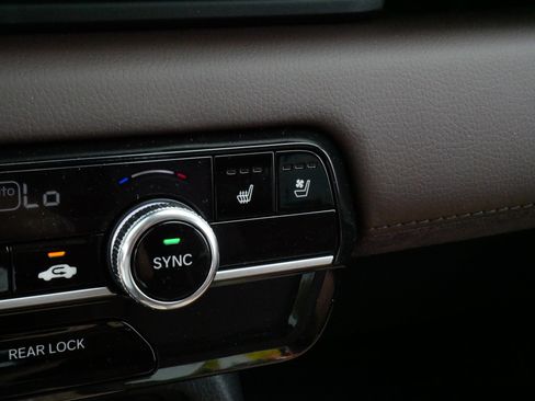 Certified 2026 Honda Pilot Elite image 32