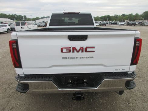 New 2026 GMC Sierra 3500 SLE w/ SLE Value Package AWD/4WD image 5