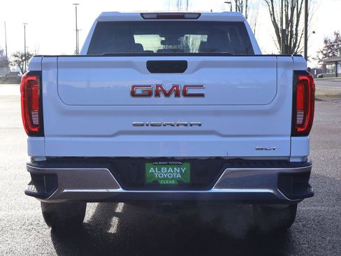 Used 2024 GMC Sierra 1500 SLT image 6