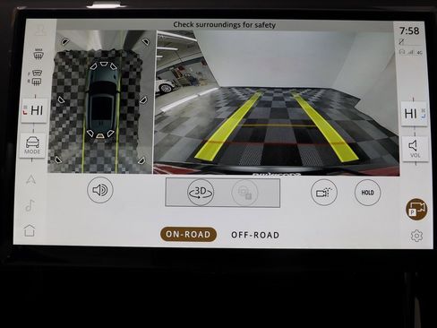 New 2025 Land Rover Range Rover Sport Dynamic SE image 12