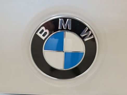 Used 2025 BMW 330i xDrive Sedan AWD/4WD image 28