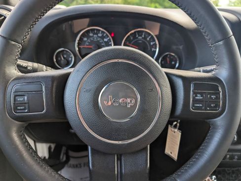 Used 2015 Jeep Wrangler Unlimited Sport w/ Quick Order Package 24S AWD/4WD image 16