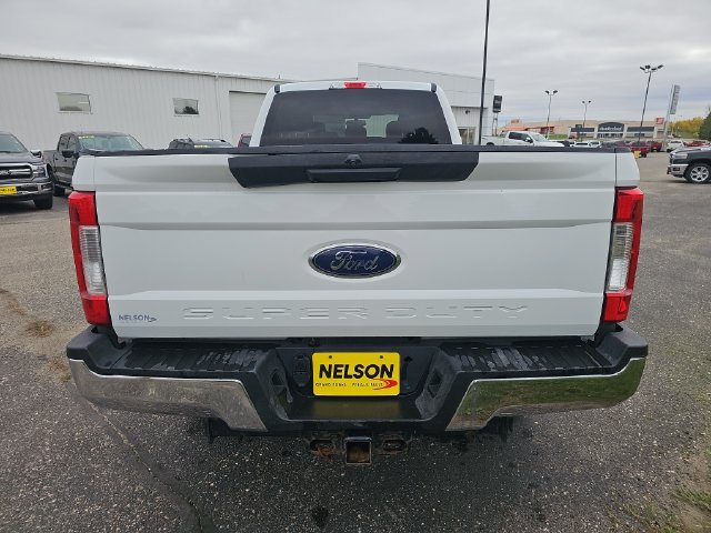 Used 2019 Ford F350 XLT AWD/4WD image 4