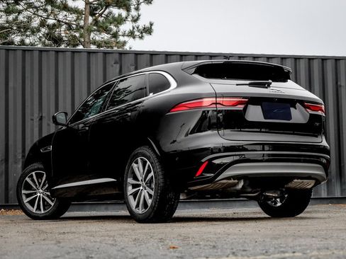 New 2026 Jaguar F-PACE R-Dynamic S image 2