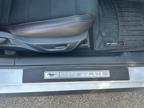 Used 2022 Ford Mustang GT Premium w/ Equipment Group 401A RWD image 9