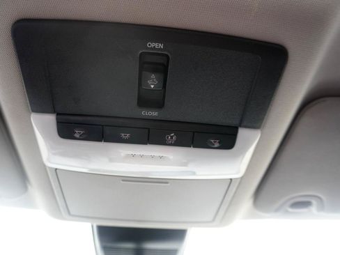 Used 2021 Nissan Altima 2.5 SV w/ SV Premium Package FWD image 37
