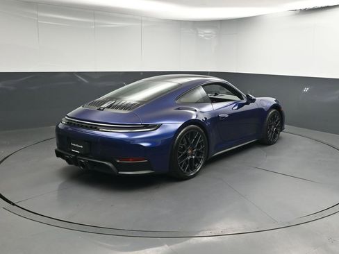 Used 2025 Porsche 911 Carrera 4 GTS AWD/4WD image 29