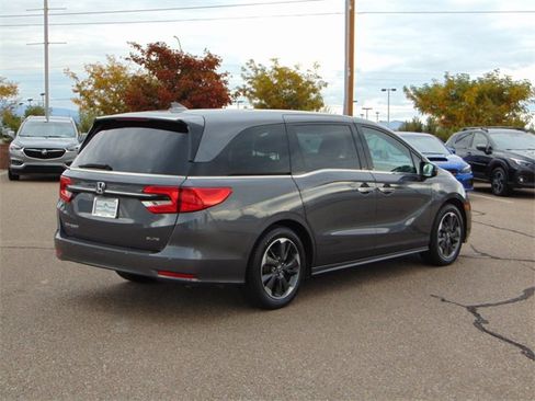 Certified 2023 Honda Odyssey Elite image 4