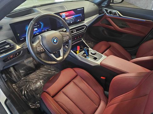 Used 2023 BMW i4 eDrive35 RWD image 2