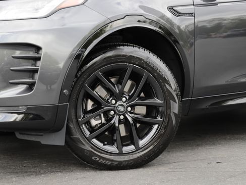 Certified 2025 Land Rover Discovery Sport Dynamic SE AWD/4WD image 2