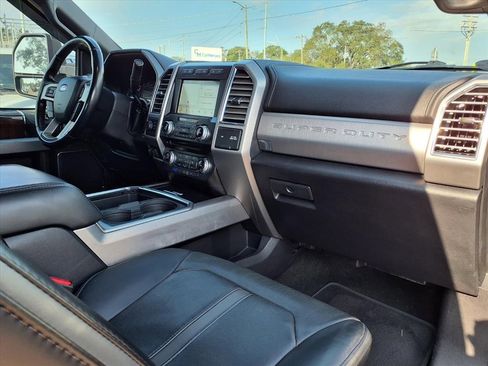 Used 2017 Ford F350 Platinum w/ Platinum Ultimate Package image 12