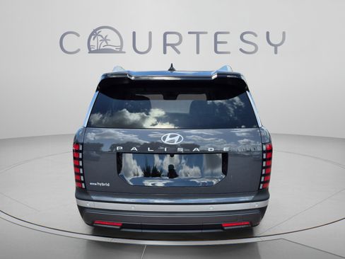 New 2026 Hyundai Palisade SEL Premium FWD image 4