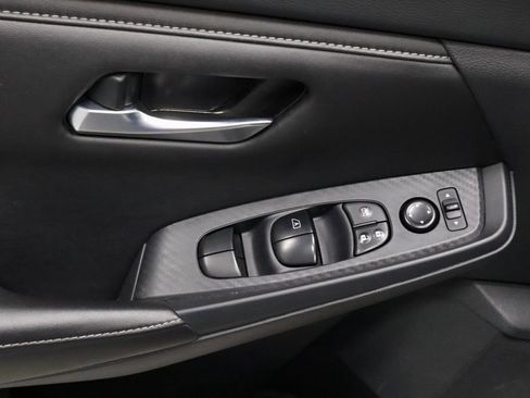 Certified 2024 Nissan Sentra SV image 22