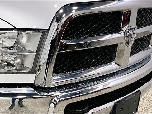 Used 2018 RAM 2500 Tradesman w/ Chrome Appearance Group image 29