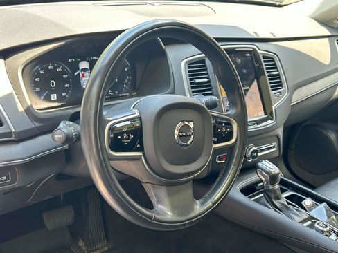 Used 2020 Volvo XC90 T6 Momentum w/ Protection Package Premier AWD/4WD image 16