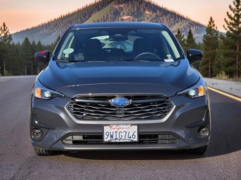 Certified 2025 Subaru Impreza 2.0i AWD/4WD image 3
