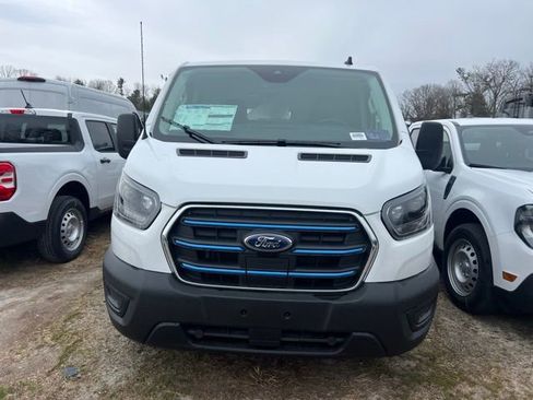 New 2024 Ford E-Transit Low Roof image 5