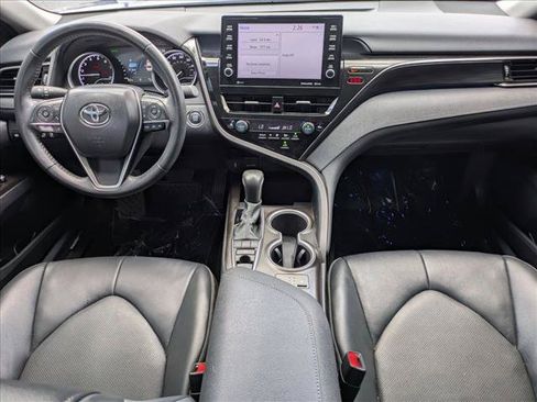 Used 2024 Toyota Camry XLE FWD image 16