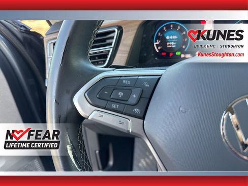 Used 2024 Volkswagen Atlas SE FWD image 27