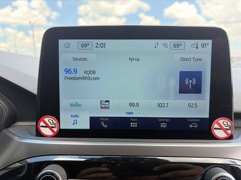 Certified 2025 Ford Escape Active AWD/4WD image 10