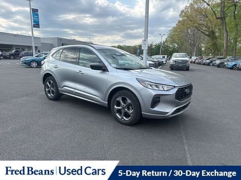 Certified 2023 Ford Escape ST-Line w/ Tech Pack #1 AWD/4WD image 1