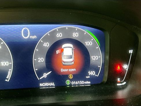 Used 2025 Honda Civic Sport image 12