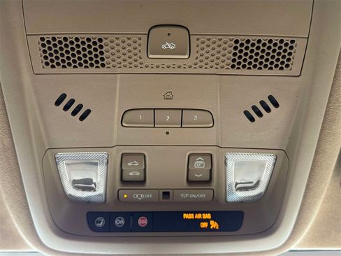 Used 2021 Cadillac XT6 Sport w/ Platinum Package image 30