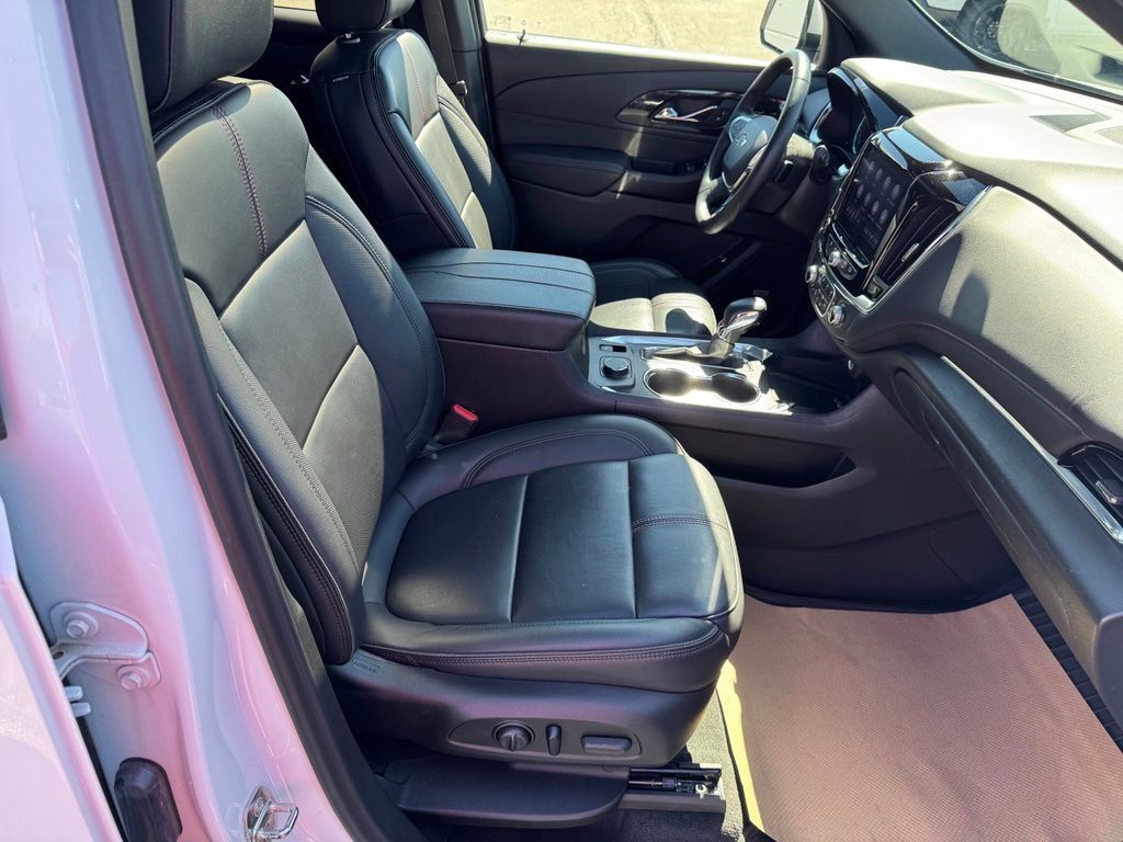 Certified 2023 Chevrolet Traverse RS AWD/4WD image 20