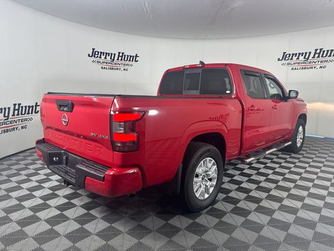 Used 2022 Nissan Frontier SV w/ Technology Package AWD/4WD image 7