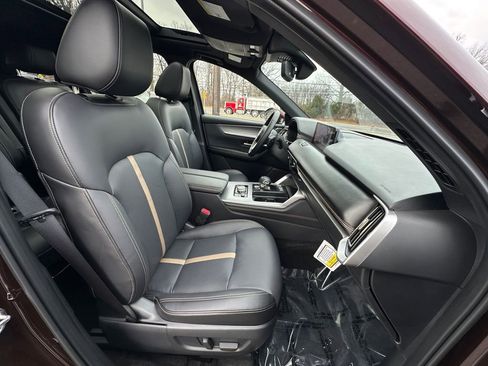 Used 2025 MAZDA CX-90 Plug-In Hybrid w/ Premium Plus image 27