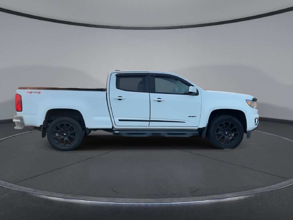 Used 2020 Chevrolet Colorado LT w/ Colorado RST Special Edition AWD/4WD image 9