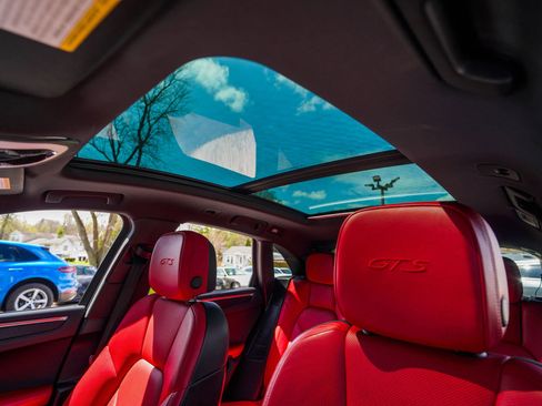 Used 2017 Porsche Macan GTS image 14