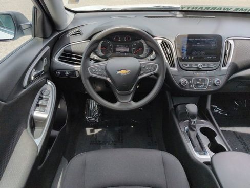 Used 2024 Chevrolet Malibu LS FWD image 16