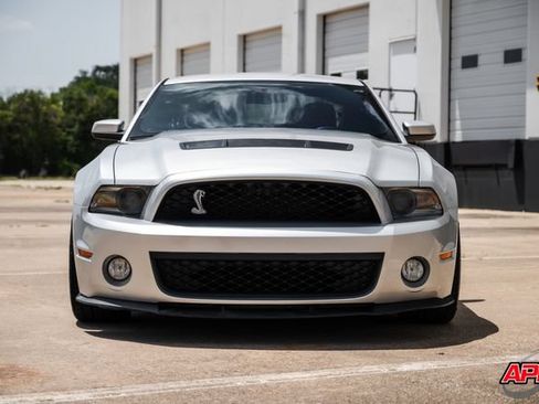 Used 2011 Ford Mustang Shelby GT500 w/ SVT Performance Pkg RWD image 13