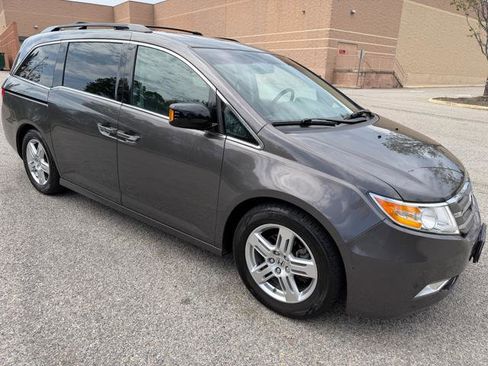 Used 2012 Honda Odyssey Touring image 35