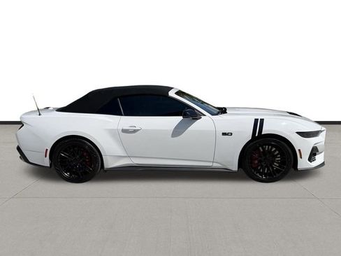 Used 2024 Ford Mustang GT Premium w/ GT Performance Package RWD image 4