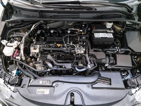 Used 2024 Toyota Corolla LE FWD image 31