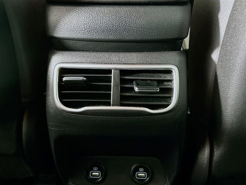 Used 2023 Hyundai Santa Fe SEL image 28