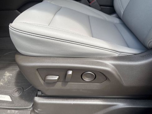 New 2026 GMC Yukon Elevation RWD image 12