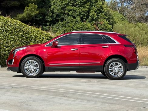 Used 2022 Cadillac XT5 Premium Luxury FWD image 8