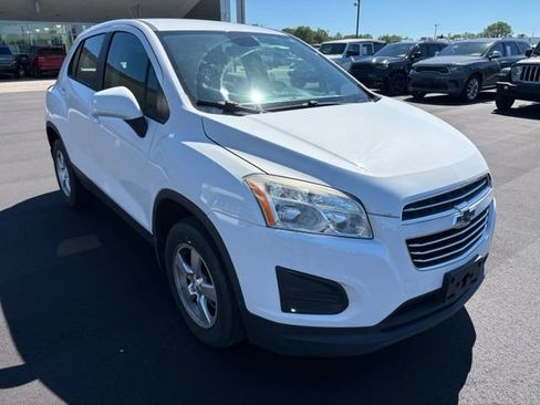 Used 2016 Chevrolet Trax LS w/ LPO, Protection Package AWD/4WD image 9