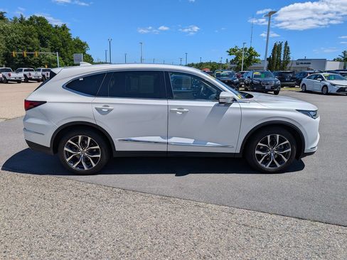 Used 2023 Acura MDX SH-AWD w/ Technology Package image 7