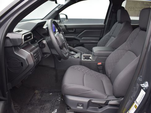 Used 2026 Toyota Tacoma SR5 image 13