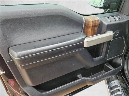 Used 2017 Ford F150 Lariat w/ Equipment Group 502A Luxury RWD image 12