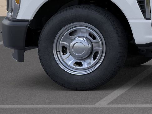 New 2026 Ford F350 XL w/ 360-Degree Camera Package image 19