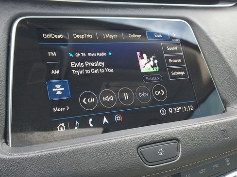 Used 2020 Cadillac XT4 Luxury w/ Cold Weather Package image 19